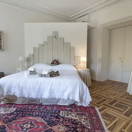 Guest house Piazza Venezia Le 4*