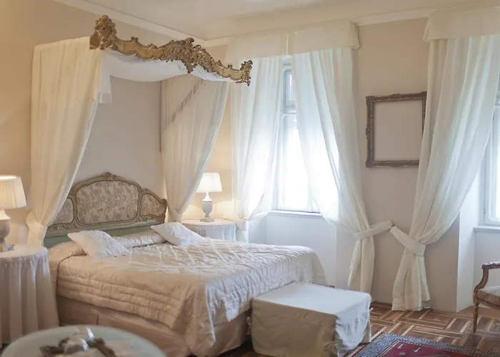 Guest house Piazza Venezia Le 4*