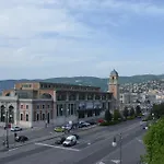 Piazza Venezia Le Gæstehus 4*