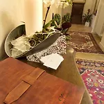 Piazza Venezia Le بيت ضيافة 4*