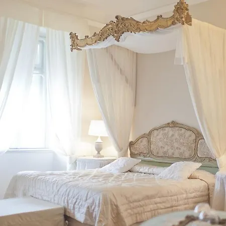 Piazza Venezia Le Gasthuis 4*