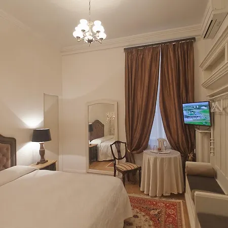 Piazza Venezia Le Guest house